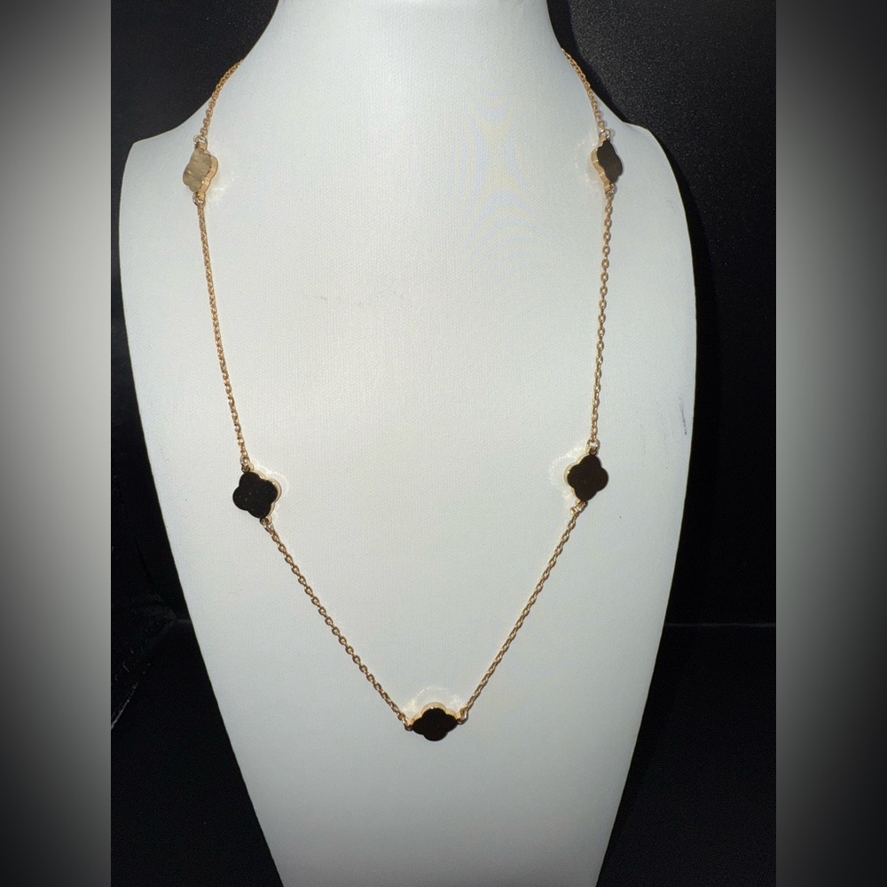 Francesca's Gold Chain with Accents Necklace